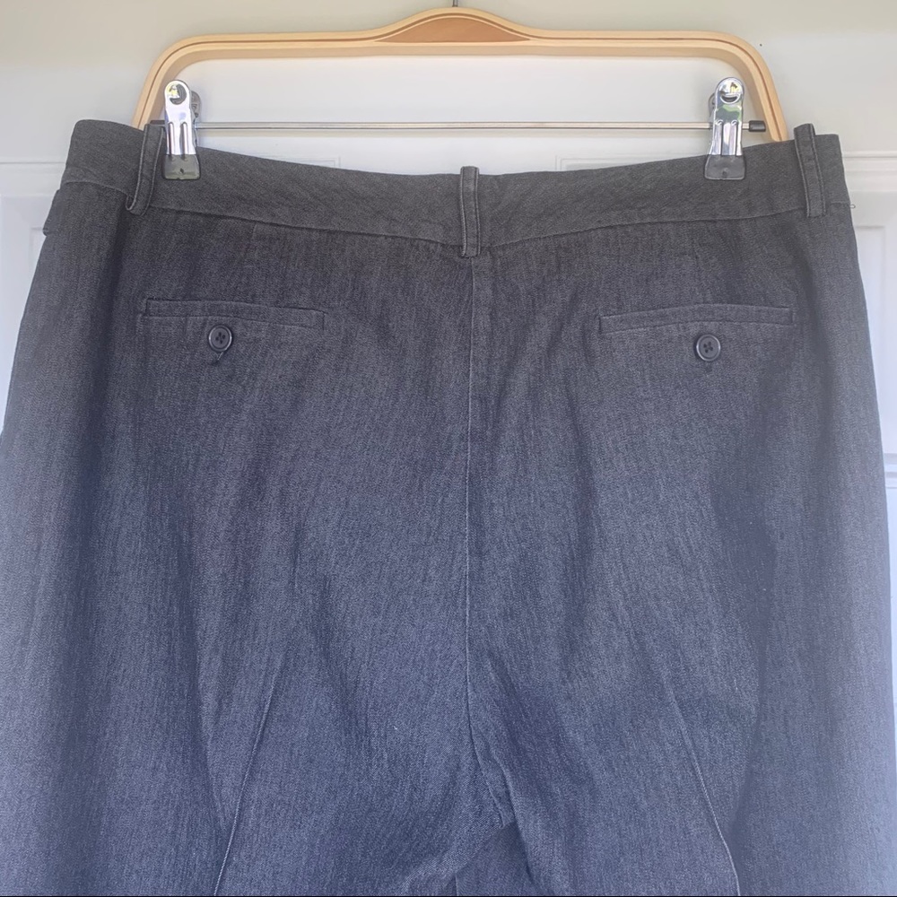 Bill Blass Charcoal Gray Ladies Slacks - size 14 - Picture 8 of 10